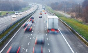 noi-reglementari-privind-sistemul-national-pentru-monitorizarea-transporturilor-rutiere-de-bunuri-cu-s16346-300×182